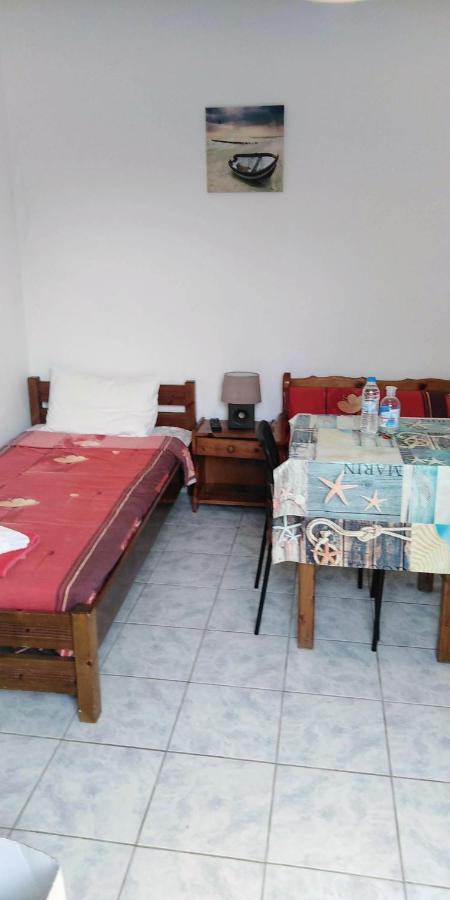 Tony'S Apartments Agios Georgios  Eksteriør billede