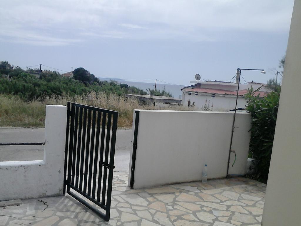 Tony'S Apartments Agios Georgios  Eksteriør billede