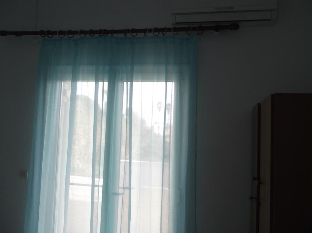 Tony'S Apartments Agios Georgios  Eksteriør billede
